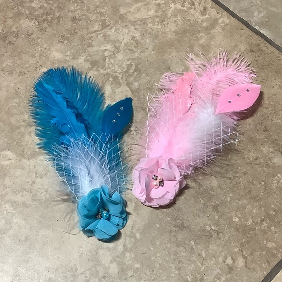 🌸 FLOWER FASCINATOR BOHO FEATHER BOHEMIAN BURLESQUE CLIP HAIR PIECE SHOW GIRL - Picture 3 of 7